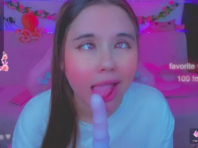 Live sex webcam photo for LittleKitsune #291005058