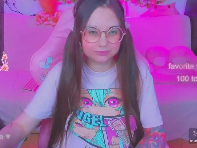 Live sex webcam photo for LittleKitsune #291099620