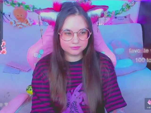 Live sex webcam photo for LittleKitsune #291113919