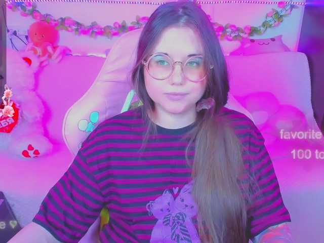 Live sex webcam photo for LittleKitsune #291247987