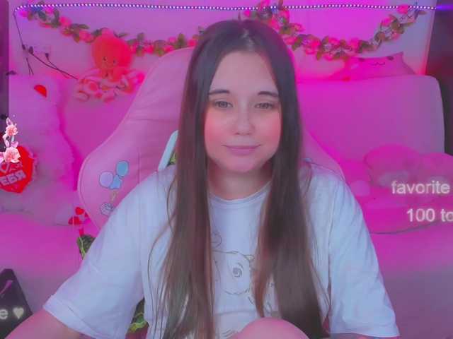 Live sex webcam photo for LittleKitsune #291301841