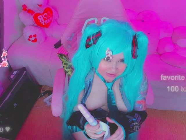 Live sex webcam photo for LittleKitsune #291516070