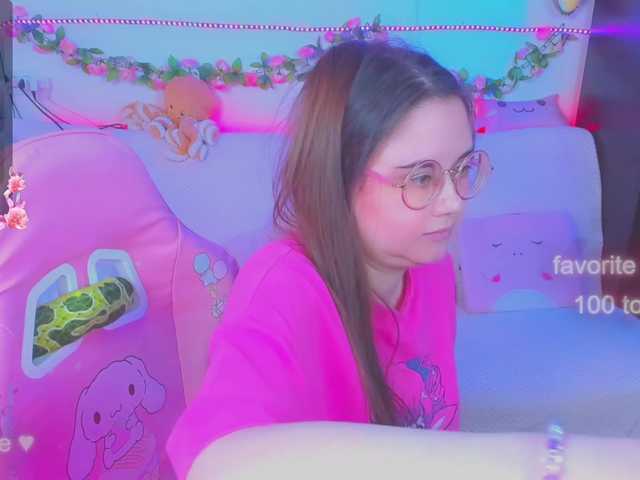 Live sex webcam photo for LittleKitsune #291728433