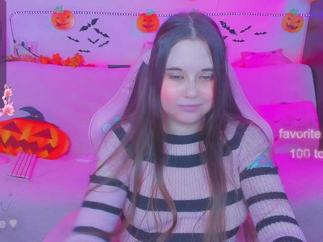 Live sex webcam photo for LittleKitsune #292050767