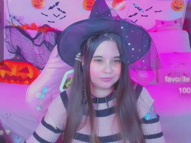 Live sex webcam photo for LittleKitsune #292151210