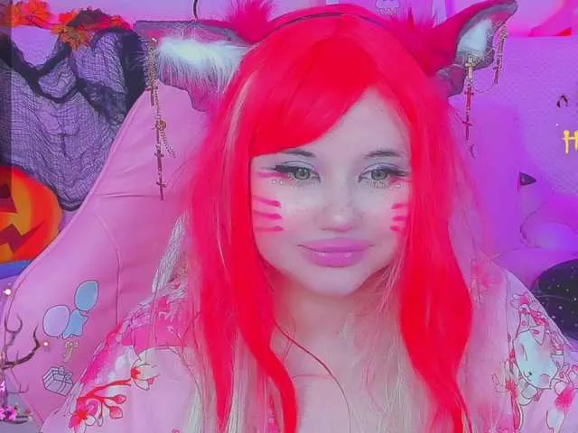 Live sex webcam photo for LittleKitsune #292373374