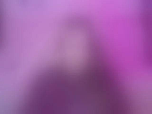 Live sex webcam photo for LittleKitsune #292544690