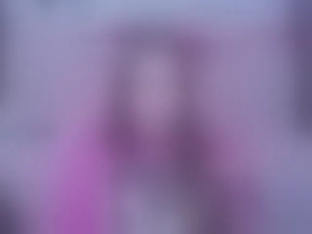 Live sex webcam photo for LittleKitsune #292555918