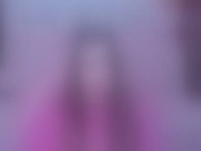 Live sex webcam photo for LittleKitsune #292573544