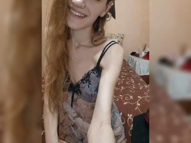 Live sex webcam photo for LittleMiracle #274120176