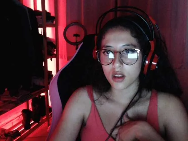 Live sex webcam photo for LittleNatasha #273020923