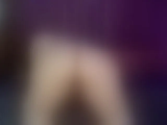 Live sex webcam photo for LittleNicolee #293480333