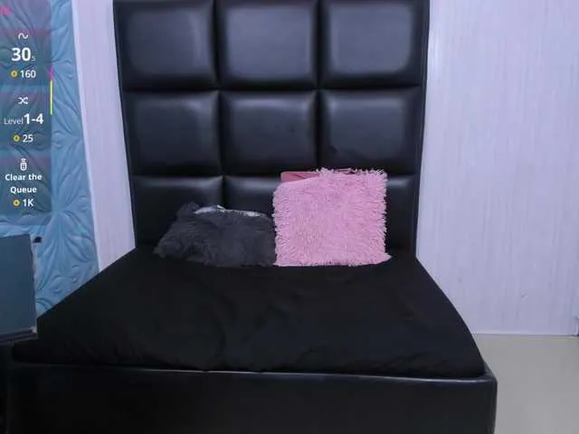 Live sex webcam photo for LittleParker #291225928