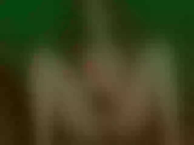 Live sex webcam photo for LittlePoem #290866036