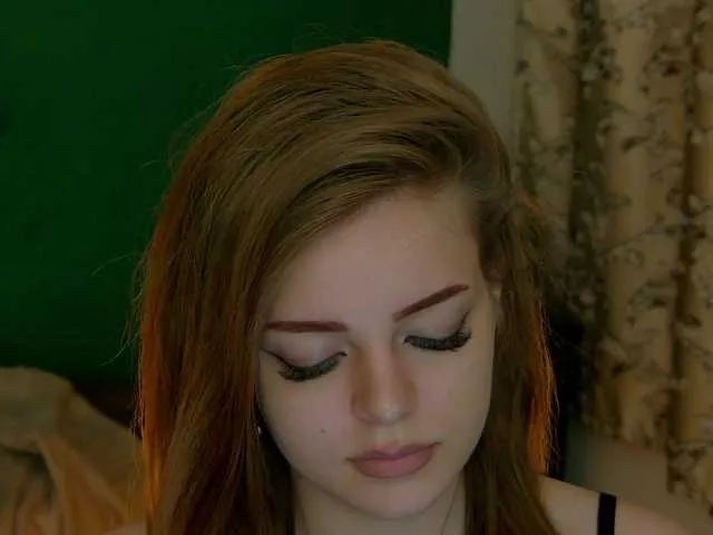 Live sex webcam photo for LittlePoem #290962685