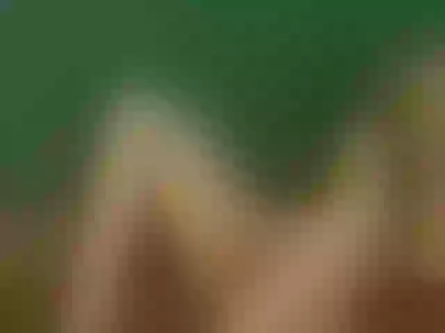 Live sex webcam photo for LittlePoem #291775367