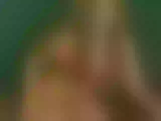 Live sex webcam photo for LittlePoem #291809189
