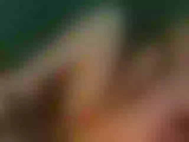 Live sex webcam photo for LittlePoem #291937579
