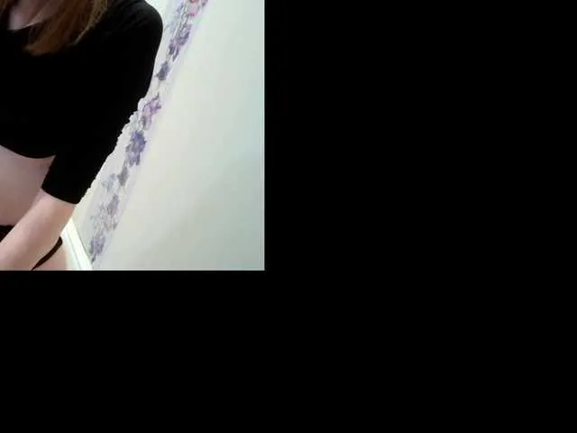 Live sex webcam photo for Littleberry #273381435