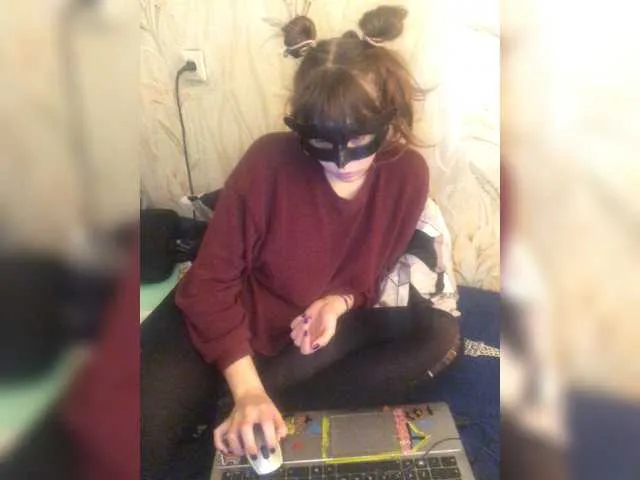 Live sex webcam photo for Littlegirl21 #272316494