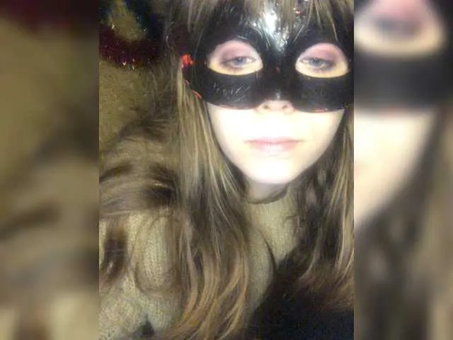 Live sex webcam photo for Littlegirl21 #272375343