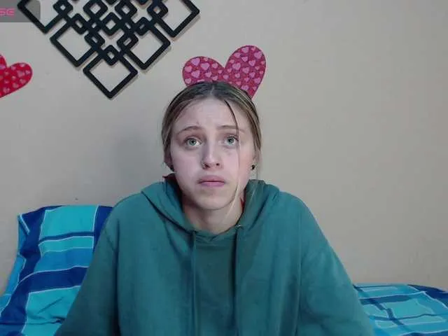 Live sex webcam photo for Littlehope #290580159