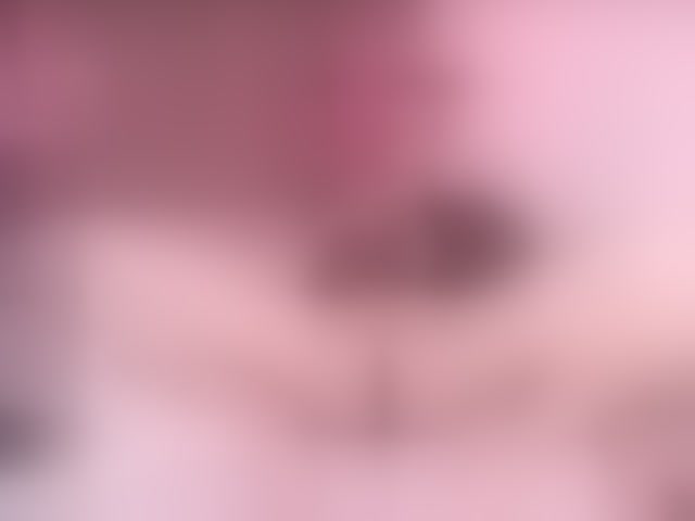 Live sex webcam photo for Littlepinkcat #294209770