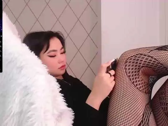 Live sex webcam photo for LiuYifei #276633296