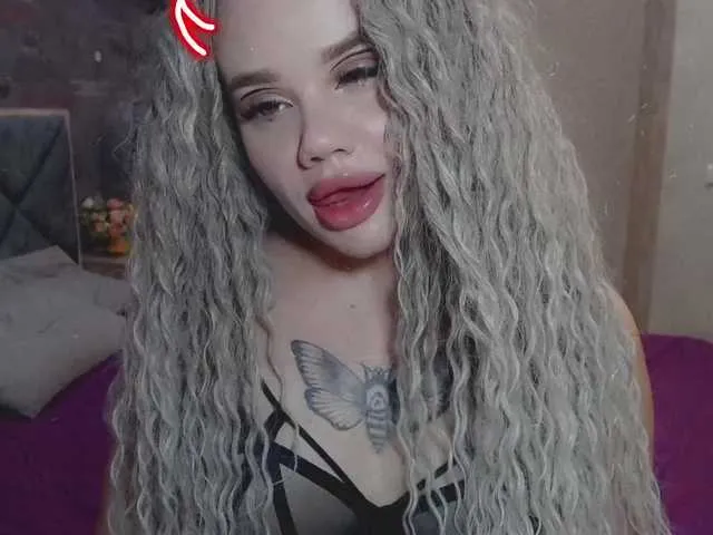 Live sex webcam photo for LiyaMensi #273385013