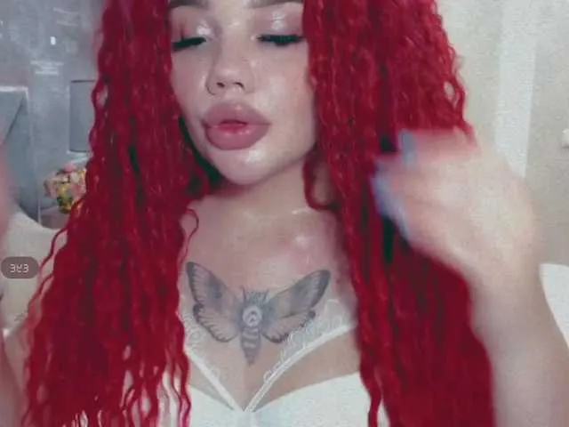 Live sex webcam photo for LiyaMensi #273827345