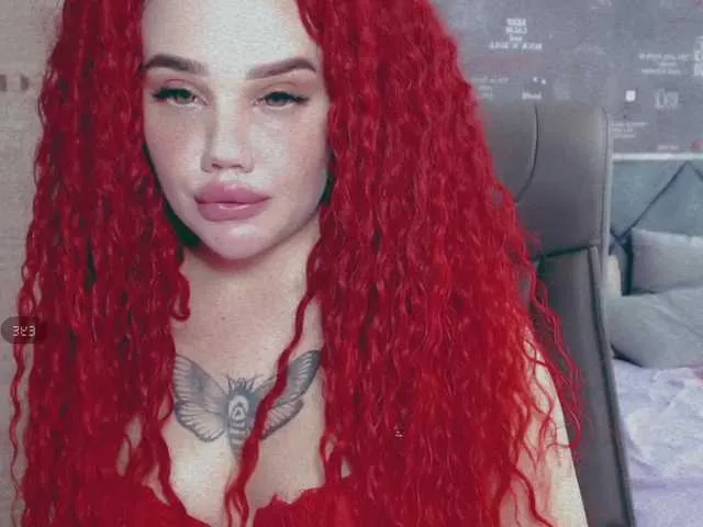 Live sex webcam photo for LiyaMensi #273870928