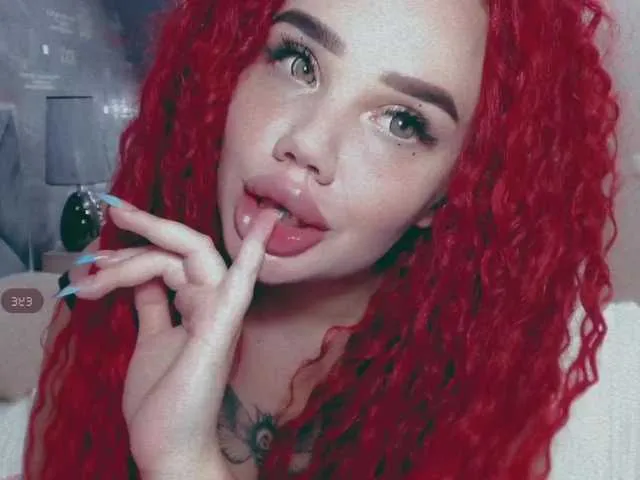 Live sex webcam photo for LiyaMensi #273912850