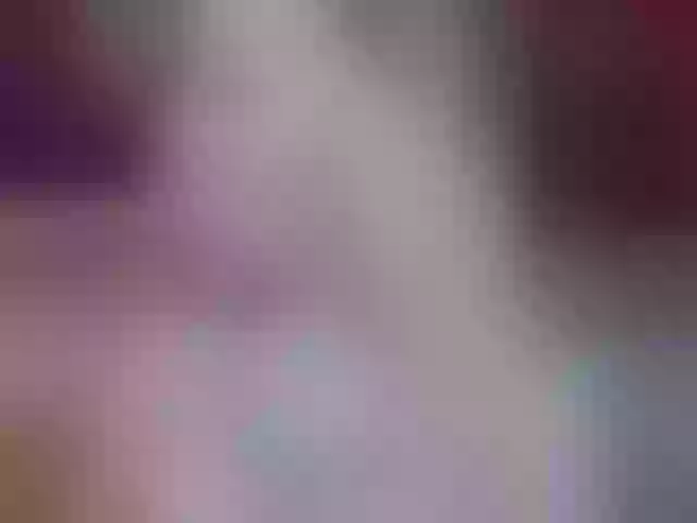 Live sex webcam photo for LiyaMensi #276183530