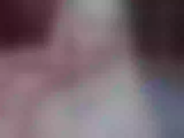 Live sex webcam photo for LiyaMensi #276195962