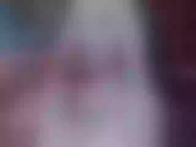 Live sex webcam photo for LiyaMensi #276351428
