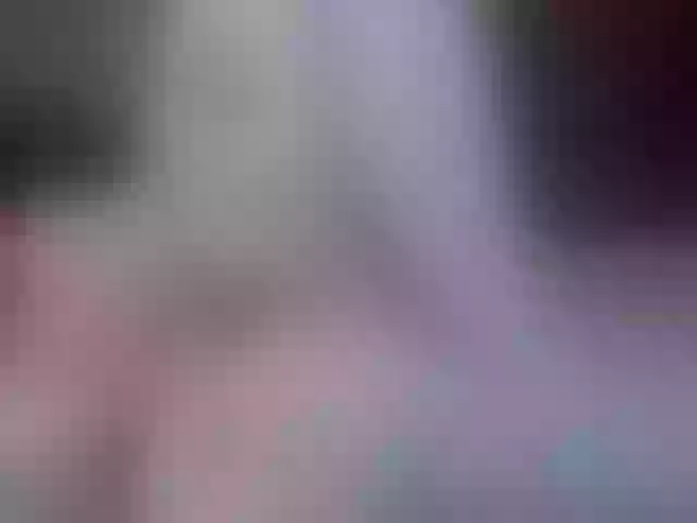 Live sex webcam photo for LiyaMensi #276427052