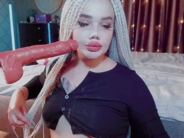 Live sex webcam photo for LiyaMensi #276442038