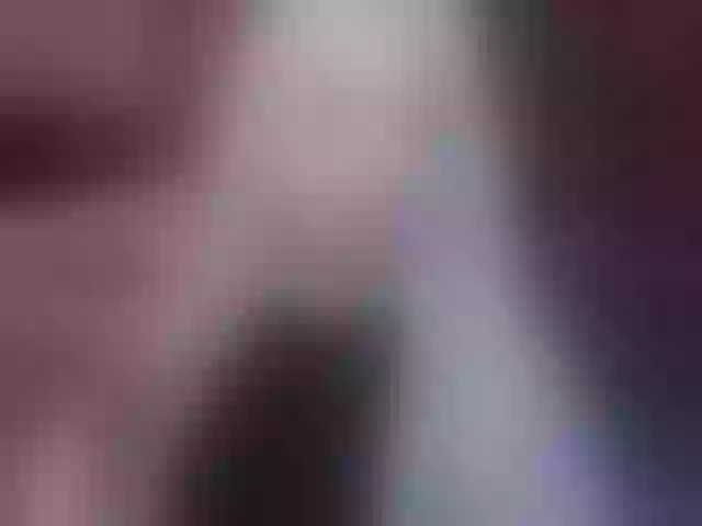 Live sex webcam photo for LiyaMensi #276476913