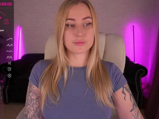 Live sex webcam photo for LiyaNight #290181193