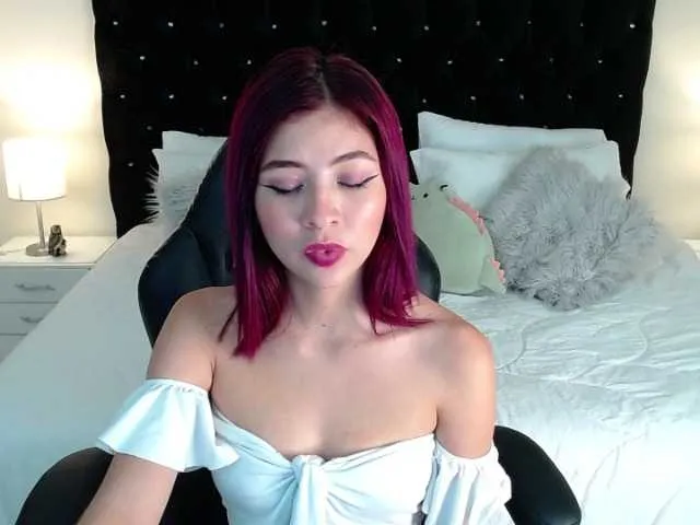 Live sex webcam photo for Liz-bohemia #271755374