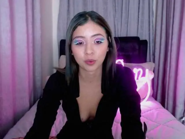 Live sex webcam photo for Liz-bohemia #271973446