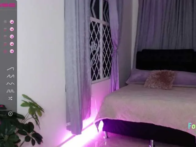 Live sex webcam photo for Liz-bohemia #272183296