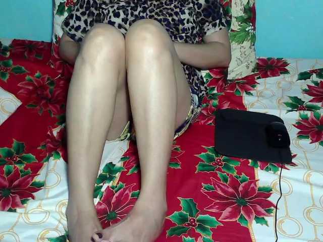 Live sex webcam photo for LizBeth23 #290235395