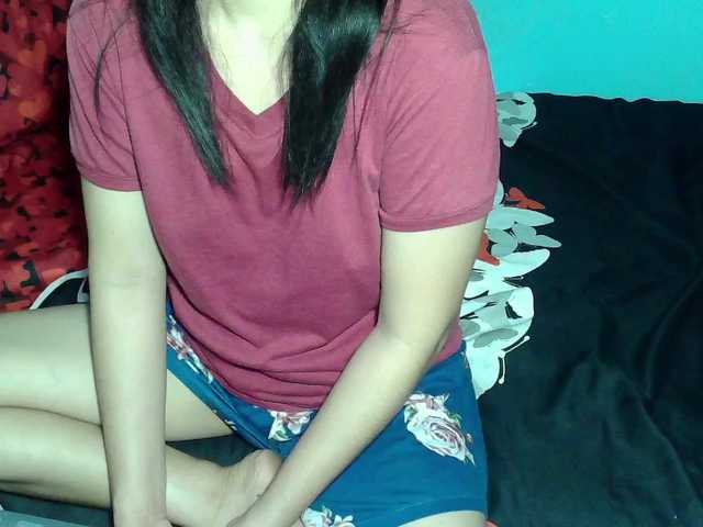 Live sex webcam photo for LizBeth23 #290527053