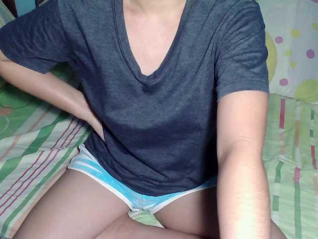 Live sex webcam photo for LizBeth23 #290574436