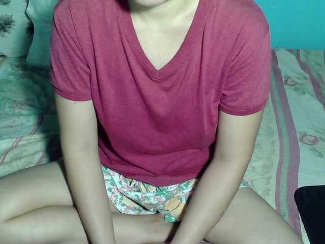 Live sex webcam photo for LizBeth23 #291658921