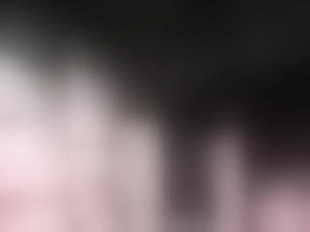 Live sex webcam photo for LizBetty #292536381