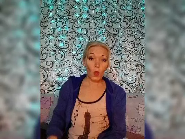 Live sex webcam photo for LizSage #276953378