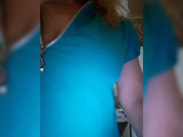Live sex webcam photo for LizSage #290179577
