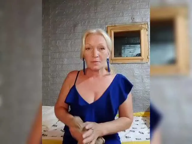 Live sex webcam photo for LizSage #291255503